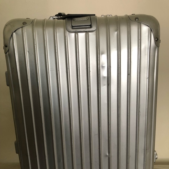 RIMOWA Cabin and Check in Medium. - Picture 15 of 16